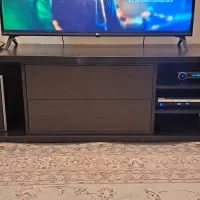 میز تلویزیون ضد خط و خش