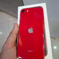 ایفون SE تمیز