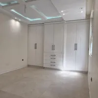 ۱۶۵ متر نوساز فروش و تهاتر و ۱۶۰ متر قدرالسهم دار