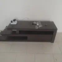 میز تلویزون و چای ساز