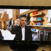 تلویزیون پلاسما ۴۲اینچ همراه گیرنده دیجیتال و میز