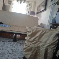 مبل خوبیه تازه روکش گرفته بودم به دلیل کمبودجا