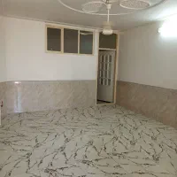 طبقه بالا مجزا / 80متر / تک خواب / 15خرداد|اجارهٔ خانه و ویلا|قم, دروازه ری|دیوار
