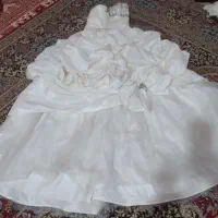 لباس عروس سایز 34/36درحد نو۴ملیون