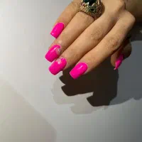 کاشت مژه لیفت ابروه و لیفت مژه و ناخون