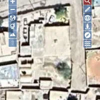 زمین چهار دیواری