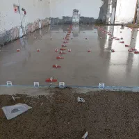 استا کاشی وسرامیک کار اراکی کار چسبی