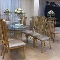 باغ تالار آویژه