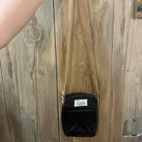 کیف دخترانه به علت جمع کردن مغازه