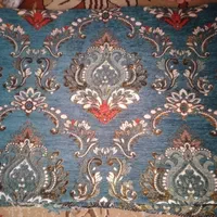 کناره و پشتی دوخته.