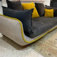 مبل راحتی چهار ۴ نفره و میز جلو مبلی|مبلمان خانگی و میز عسلی|تهران, جمالزاده|دیوار