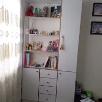 کتابخانه و کمد بسیار سالم