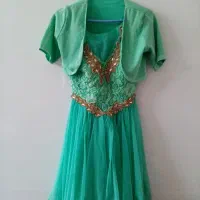 لباس مجلسی درحد نو|لباس|تربتحیدریه, منظر|دیوار