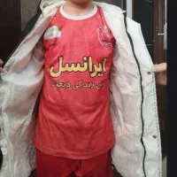 کاپشن|کفش و لباس بچه|شاهین‌شهر, عطار|دیوار