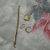 دستبند و گردنبند و گوشواره