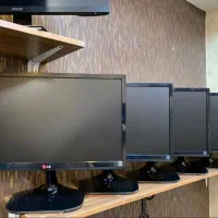 بورس انواع مانیتورهای اقتصادی