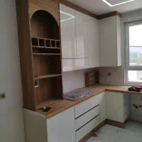 ساخت و تعمیر کابینت و کمدیواری و درب چوبی