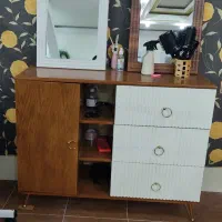 فروش میز آرایشی و میز ناخن