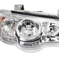 چراغ جلو در حد نو