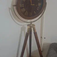 ساعت ایستاده