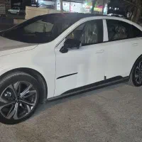 مزداaz6 مدل۲۰۲۵ پلاک دار