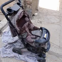 کالسکه بچه در حد نو یک بار استفاده شده