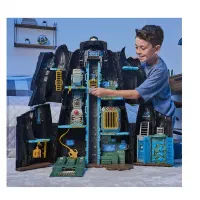 اسباب بازی( غار بتمن)