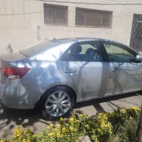 کیا سراتو ۲۰۰۰ اتوماتیک مدل۲۰۱۱ وارداتی نقره‌ای|خودرو سواری و وانت|شیراز, فرهنگ شهر|دیوار