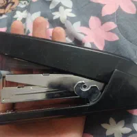 دستگاه منگنه