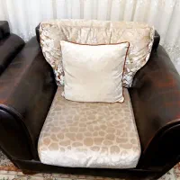 مبل راحتی کار کرده سالم|مبلمان خانگی و میز عسلی|کرج, مصباح|دیوار