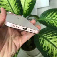 ایفون ۱۵ نرمال صورتی در حد نو تمیز سلامت ch|موبایل|تهران, خزانه|دیوار