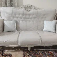 مبل نیمه سلطنتی