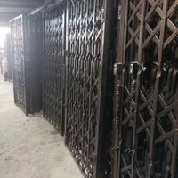 حفاظ اکاردیونی محافظ درب آپارتمان با قفل توکار|مصالح و تجهیزات ساختمان|تهران, خانی‌آباد|دیوار