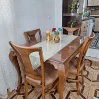 میز ناهارخوری