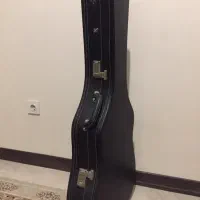 گیتار قدیمی valencia