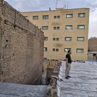 ۳۰۲ متر با ۴ دهنه مغازه،بر چهارمردان با ساختمان|فروش خانه و ویلا|قم, چهار مردان|دیوار