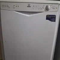 ماشین ظرفشویی ایندزیت Indesit اصل ایتالیا سالم