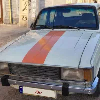 تاکسی پیکان ۸۳