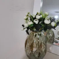 گل و گلدان