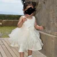 لباس تور مناسب یک تا سه سال.در حد نو.