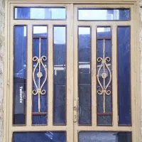 دو درب حال و دو پنجره