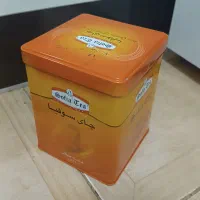 ظرف درب دار