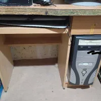 میز کامپیوتر سالم قیمت مناسب