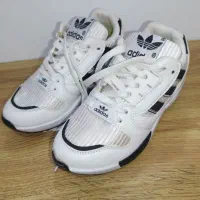 کتونی آدیداس