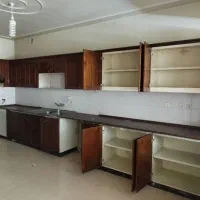 کابینت درب چوب بدنه فلزی .