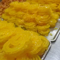 نیازمند نیروی خانم درکارگاه و فروشگاه قنادی|استخدام خدمات فروشگاه و رستوران|اصفهان, شهرک قدس|دیوار