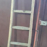 نردبان چوبی ۲.۵ متری