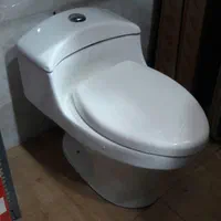 توالت فرنگی نو استفاده نشده