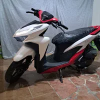 موتورسیکلت کلیک همتاز