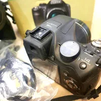 دوربین فوجی FUJI SL300|دوربین عکاسی و فیلم‌برداری|تهران, هروی|دیوار